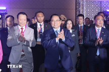 Thủ tướng dự đối thoại cấp cao tại Hội nghị Thượng đỉnh Kinh doanh - đầu tư ASEAN