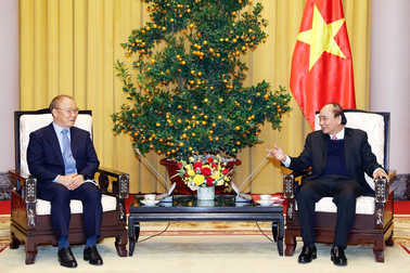 Chủ tịch nước Nguyễn Xuân Phúc tiếp Huấn luyện viên Park Hang Seo