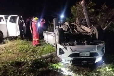 Con gái 13 tuổi mất tích, cha lái xe đi tìm giữa đêm gặp nạn rồi tử vong