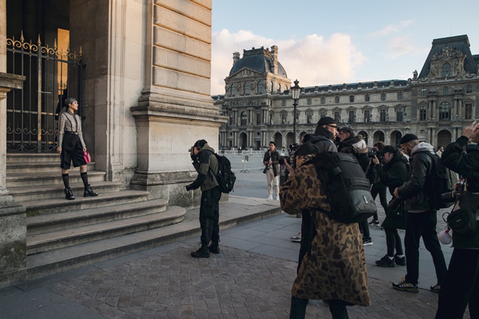 Người mẫu Khánh Linh tự cách ly, huỷ nhiều show khi từ Pháp về Việt Nam - 2 Người mẫu Khánh Linh tự cách ly, huỷ nhiều show khi từ Pháp về Việt Nam - 2