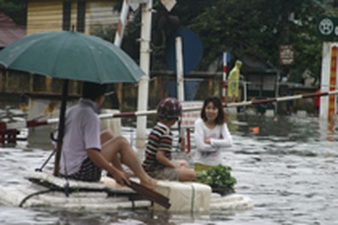 Không có chuyện đê Đan Phượng bị vỡ!