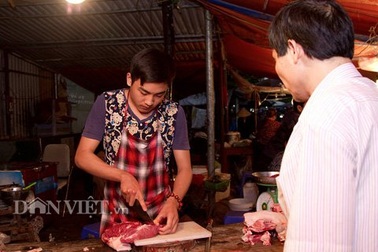 Bán thịt lợn hết thời lãi to