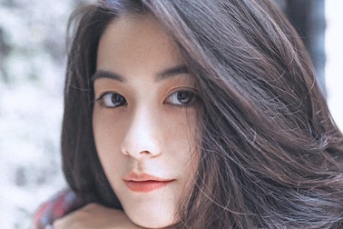 Gương mặt hoàn hảo tự nhiên, không tì vết của nữ sinh Nguyễn Vi