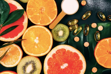 Thay vì uống bổ sung vitamin C, D, bạn hãy làm 5 việc đơn giản này