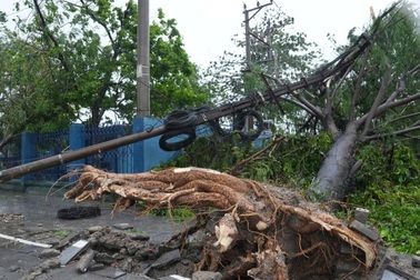 Nhiều nơi bị mất điện do siêu bão Yagi