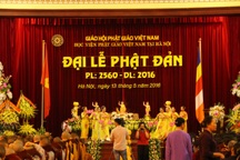 Hơn 1000 người dự Đại lễ Phật đản tại Học viện Phật giáo