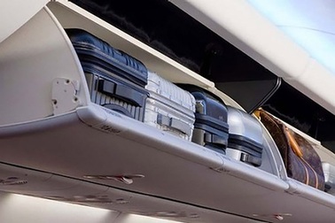 Vì sao phải tuân thủ quy định về hành lý xách tay trên máy bay?