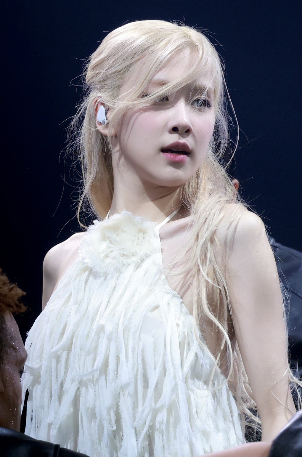 Blackpink khoe đường cong nóng bỏng tại đêm diễn Born Pink cuối - 11 Blackpink khoe đường cong nóng bỏng tại đêm diễn Born Pink cuối - 11