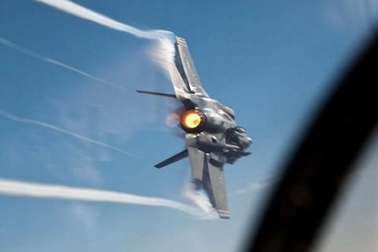 Mỹ vội lập đội F-35A, phi công lâm nạn vì ghế phóng?