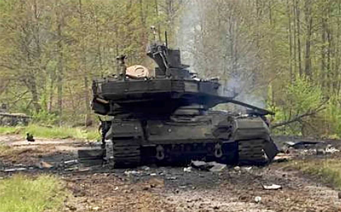 Nga có thể đã mất siêu tăng hiện đại nhất kho vũ khí ở Ukraine - 2 Nga có thể đã mất siêu tăng hiện đại nhất kho vũ khí ở Ukraine - 2