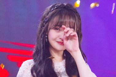 Cộng đồng mạng xôn xao thông tin Trịnh Sảng tự vẫn