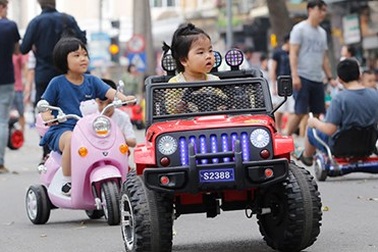 Kiếm tiền triệu mỗi ngày nhờ cho thuê ô tô điện