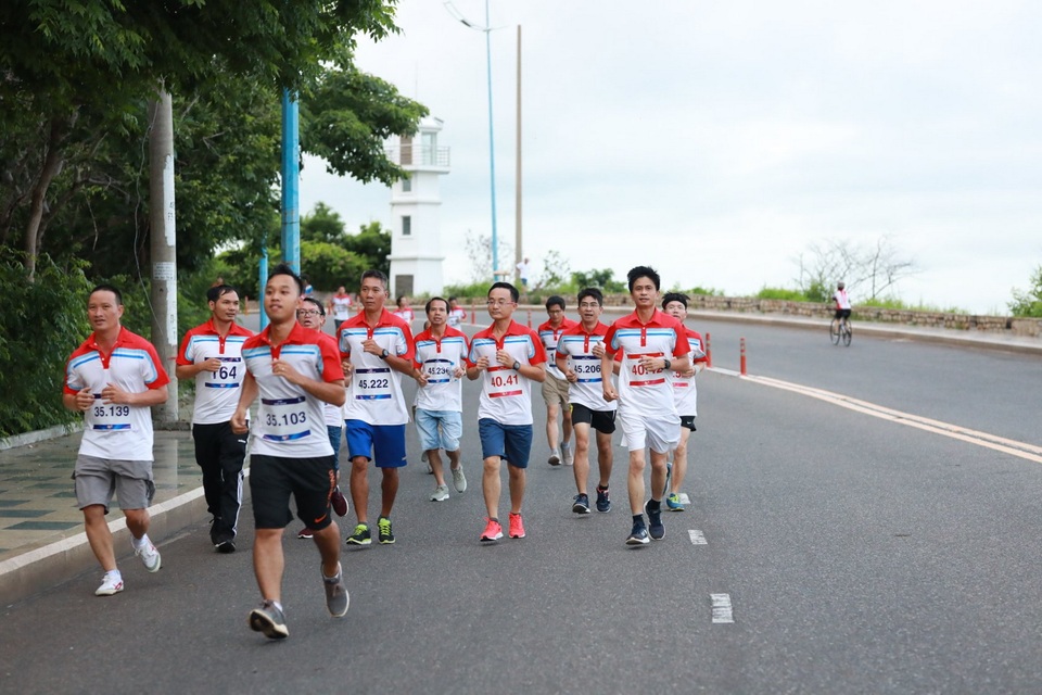 Gần 200 vận động viên tham gia giải chạy bộ tích lũy KVT RUN UPRACE 2021 - 3 Gần 200 vận động viên tham gia giải chạy bộ tích lũy KVT RUN UPRACE 2021 - 3