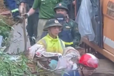 Mưa lớn gây sạt lở làm sập nhà, một phụ nữ tử vong