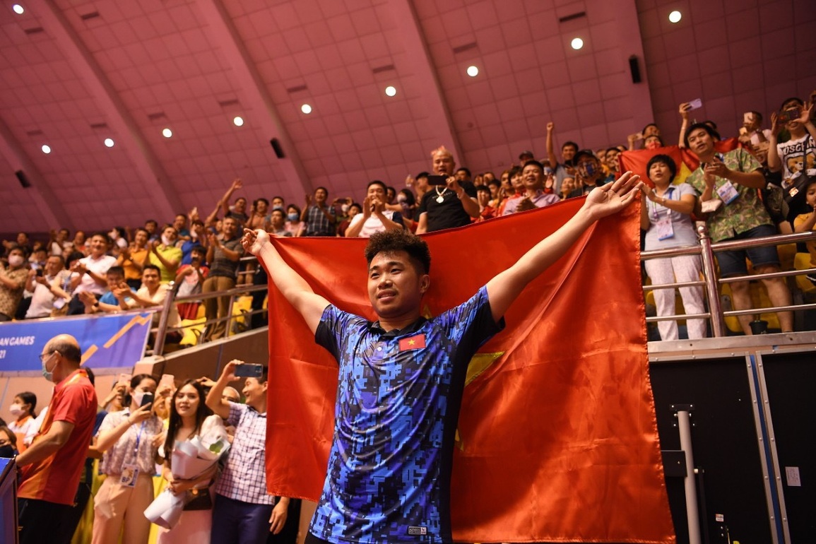 Khoảnh khắc bóng bàn Việt Nam giành HCV SEA Games sau 19 năm - 4 Khoảnh khắc bóng bàn Việt Nam giành HCV SEA Games sau 19 năm - 4