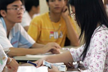 Dùng giấy chứng nhận tốt nghiệp để dự thi ĐH? 