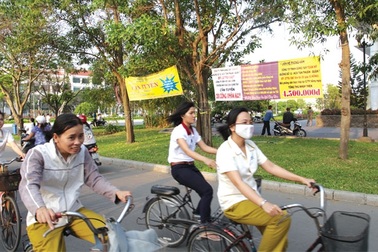 Doanh nghiệp nói gì về điều chỉnh lương tối thiểu vùng?