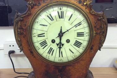 Đồng hồ cổ của bá tước Tây Âu: Đại gia năn nỉ, chủ cũng không bán