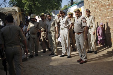 Ấn Độ: Bắt giữ 1.000 người thi hộ vào ngành cảnh sát