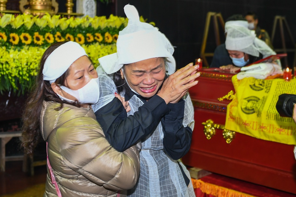 Nghệ sĩ ngậm ngùi tiễn biệt ông già hiền lành, chất phác của màn ảnh Việt - 7 Nghệ sĩ ngậm ngùi tiễn biệt ông già hiền lành, chất phác của màn ảnh Việt - 7