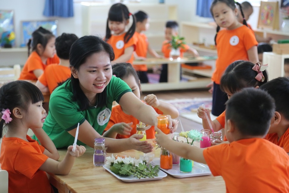 Ngắm ngôi trường mầm non sở hữu diện tích khủng tại Long Biên - 8 Ngắm ngôi trường mầm non sở hữu diện tích khủng tại Long Biên - 8