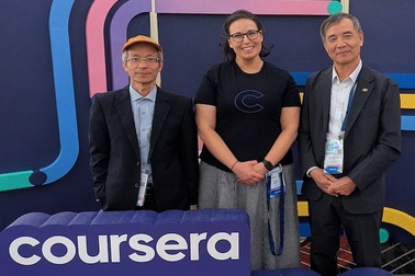 Trường Đại học FPT được Coursera vinh danh thành tựu xuất sắc đổi mới AI