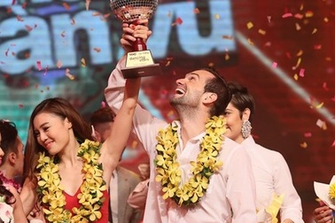 Ninh Dương Lan Ngọc trở thành “Nữ hoàng dance sport” - Bước nhảy hoàn vũ 2015