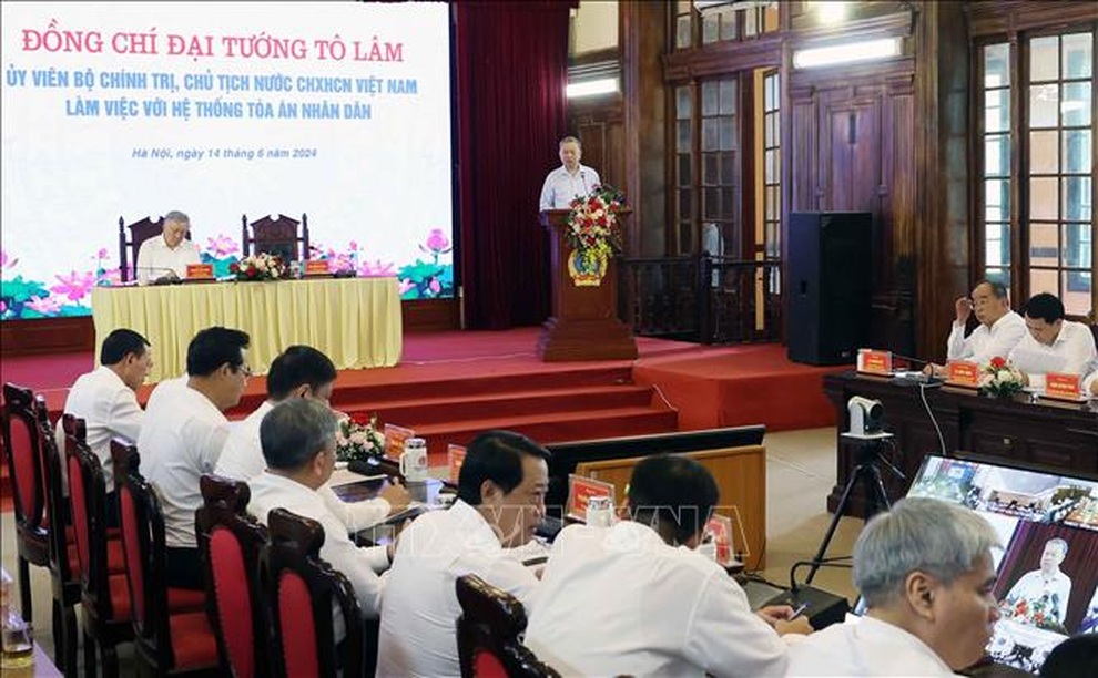 Chủ tịch nước: Tập trung giải quyết nghiêm minh các vụ án tham nhũng, tiêu cực - 4 Chủ tịch nước: Tập trung giải quyết nghiêm minh các vụ án tham nhũng, tiêu cực - 4