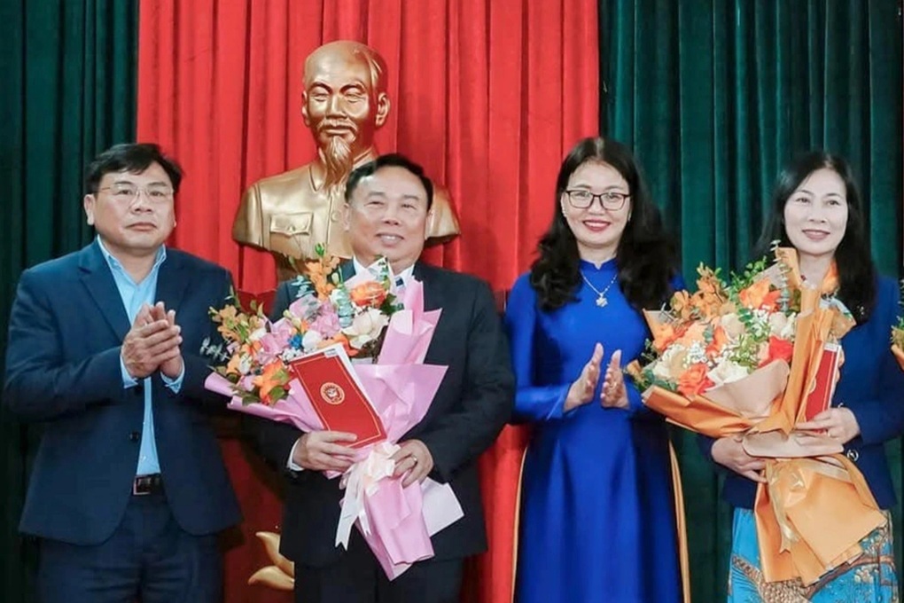 Cán bộ nghỉ hưu trước tuổi tại Nghệ An được hỗ trợ cao nhất bao nhiêu? - 1 Cán bộ nghỉ hưu trước tuổi tại Nghệ An được hỗ trợ cao nhất bao nhiêu? - 1
