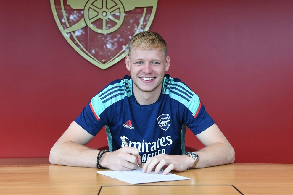 Mua liền hai cầu thủ, Arsenal vung tiền khiến tất cả phải kinh ngạc - 2 Mua liền hai cầu thủ, Arsenal vung tiền khiến tất cả phải kinh ngạc - 2