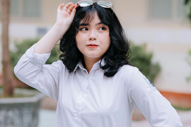 Tình yêu "sơn mài" giúp nữ sinh trúng hàng loạt trường Mỹ và ĐHQT Việt Nam