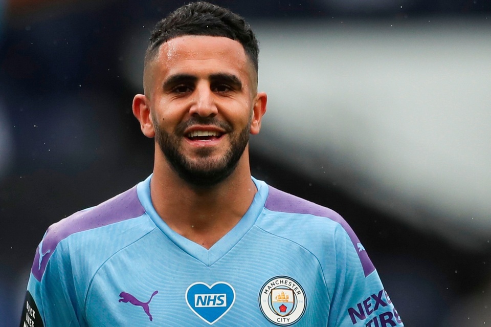 Đã “một lần đò”, Riyad Mahrez vẫn qua được “cửa” bố mẹ vợ tương lai - 1
