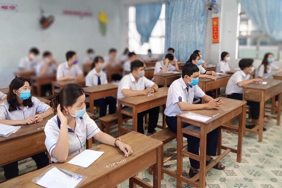 Cà Mau lùi ngày thi thử tốt nghiệp THPT vì Covid-19 - 1 Cà Mau lùi ngày thi thử tốt nghiệp THPT vì Covid-19 - 1