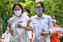 Thí sinh thi Toán, môn cuối kỳ thi vào lớp 10 không chuyên ở Hà Nội