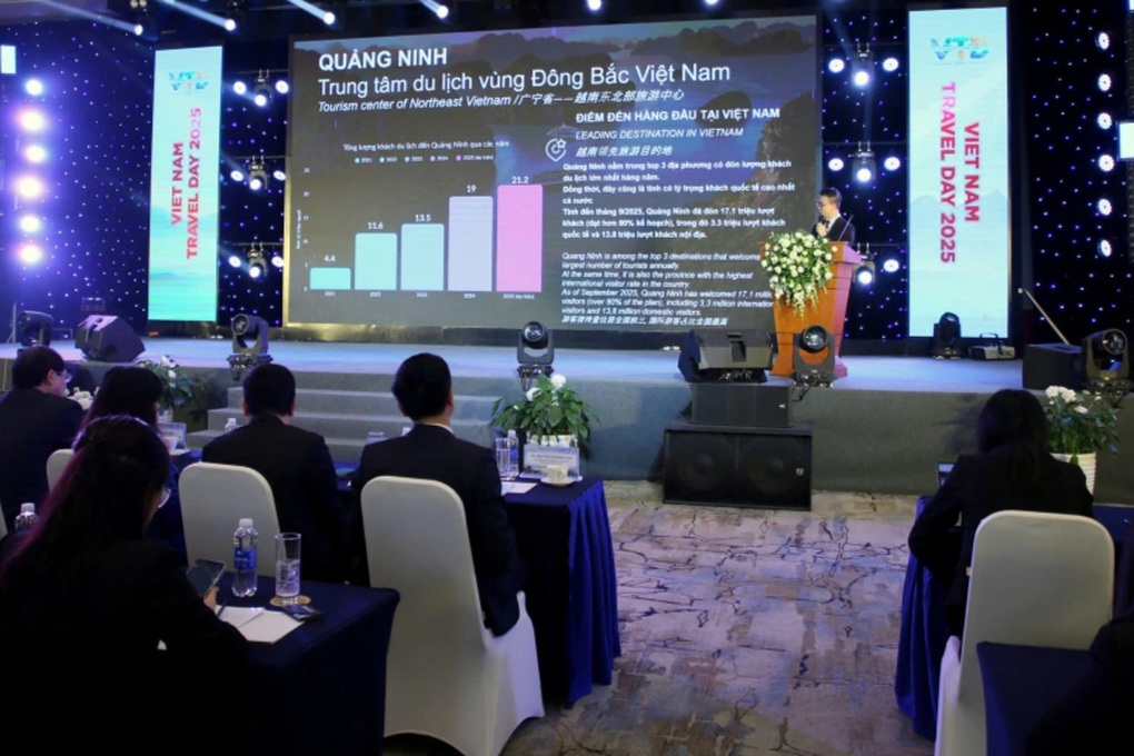 ខេត្ត Quang Ninh ឧទ្ទេសនាមអំពីសក្ដានុពលទេសចរណ៍នៅ “ទិវាទេសចរណ៍ឆ្នាំ ២០២៥” - ២ Quảng Ninh giới thiệu tiềm năng du lịch tại “Ngày Lữ hành 2025” - 2
