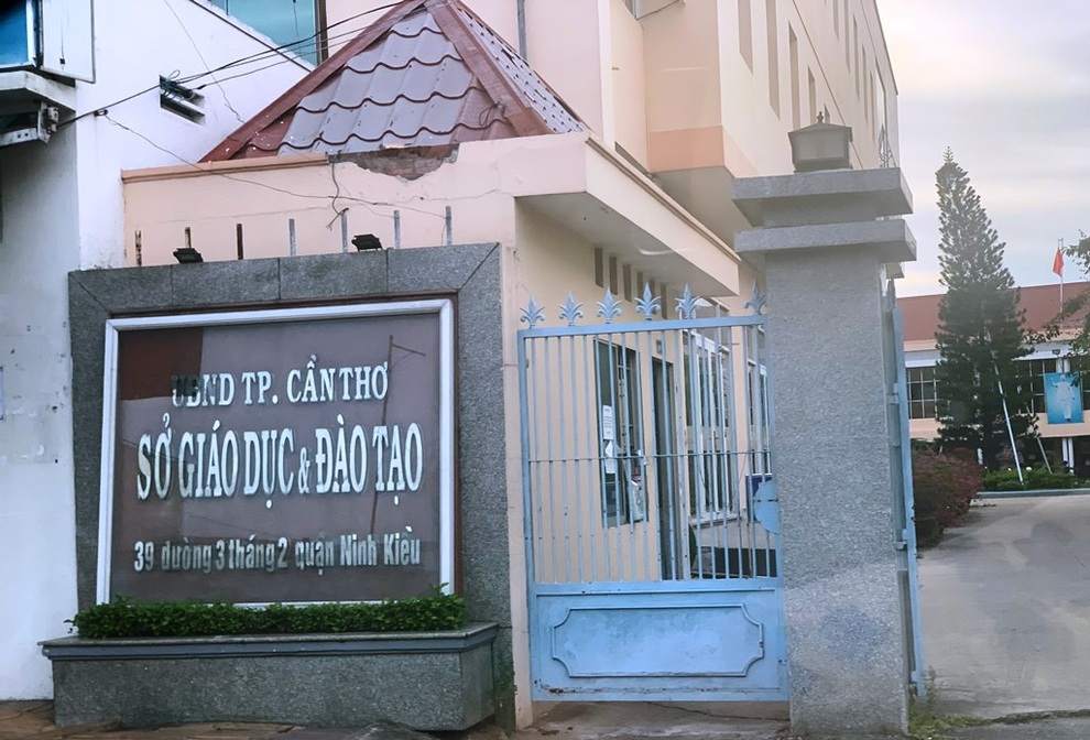 Giám đốc Sở Giáo dục và Đào tạo Cần Thơ xin nghỉ việc - 1 Giám đốc Sở Giáo dục và Đào tạo Cần Thơ xin nghỉ việc - 1
