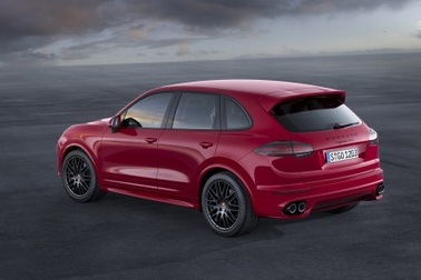 Porsche Cayenne GTS 2015 bỏ động cơ V8