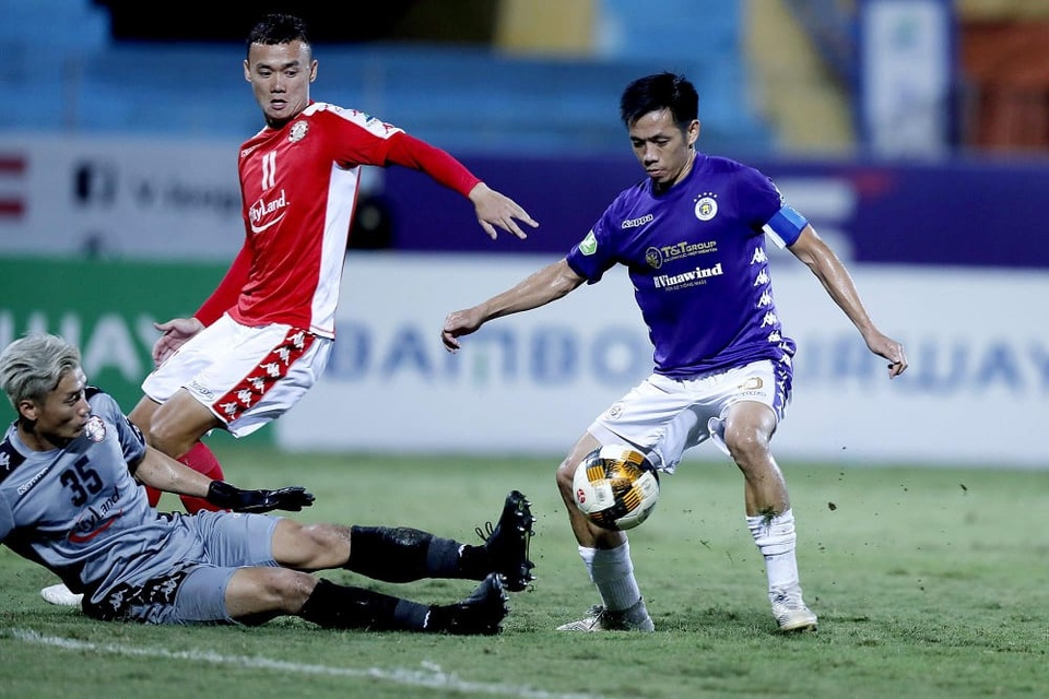 Cơ hội mong manh của thủ môn Bùi Tiến Dũng - 1 Cơ hội mong manh của thủ môn Bùi Tiến Dũng - 1