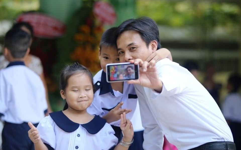 Mệt mỏi nghe cô mắng vốn, bố mẹ đẩy con lớp 1 đi học thêm - 2 Mệt mỏi nghe cô mắng vốn, bố mẹ đẩy con lớp 1 đi học thêm - 2