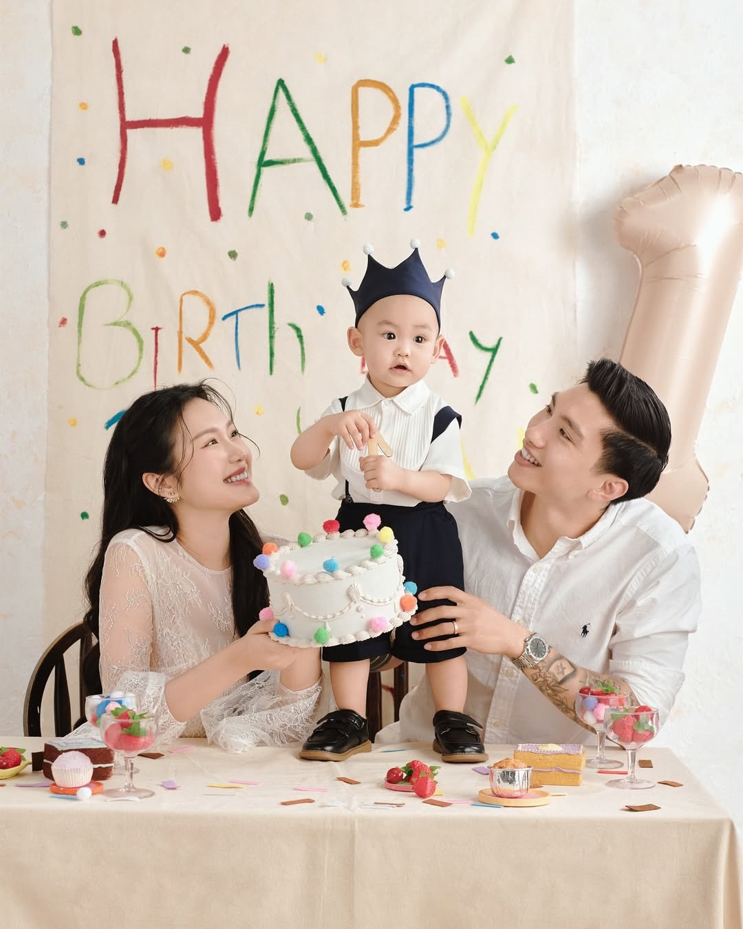 Phong cách chuẩn tiểu thư đài các của vợ cầu thủ Đoàn Văn Hậu - 4
