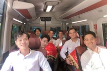 Tuấn Anh, Xuân Trường, Văn Toàn bê tráp trong đám cưới Công Phượng