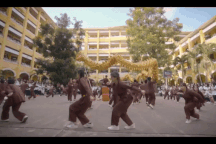 Học sinh nhảy flashmob kể chuyện lịch sử gây sốt mạng