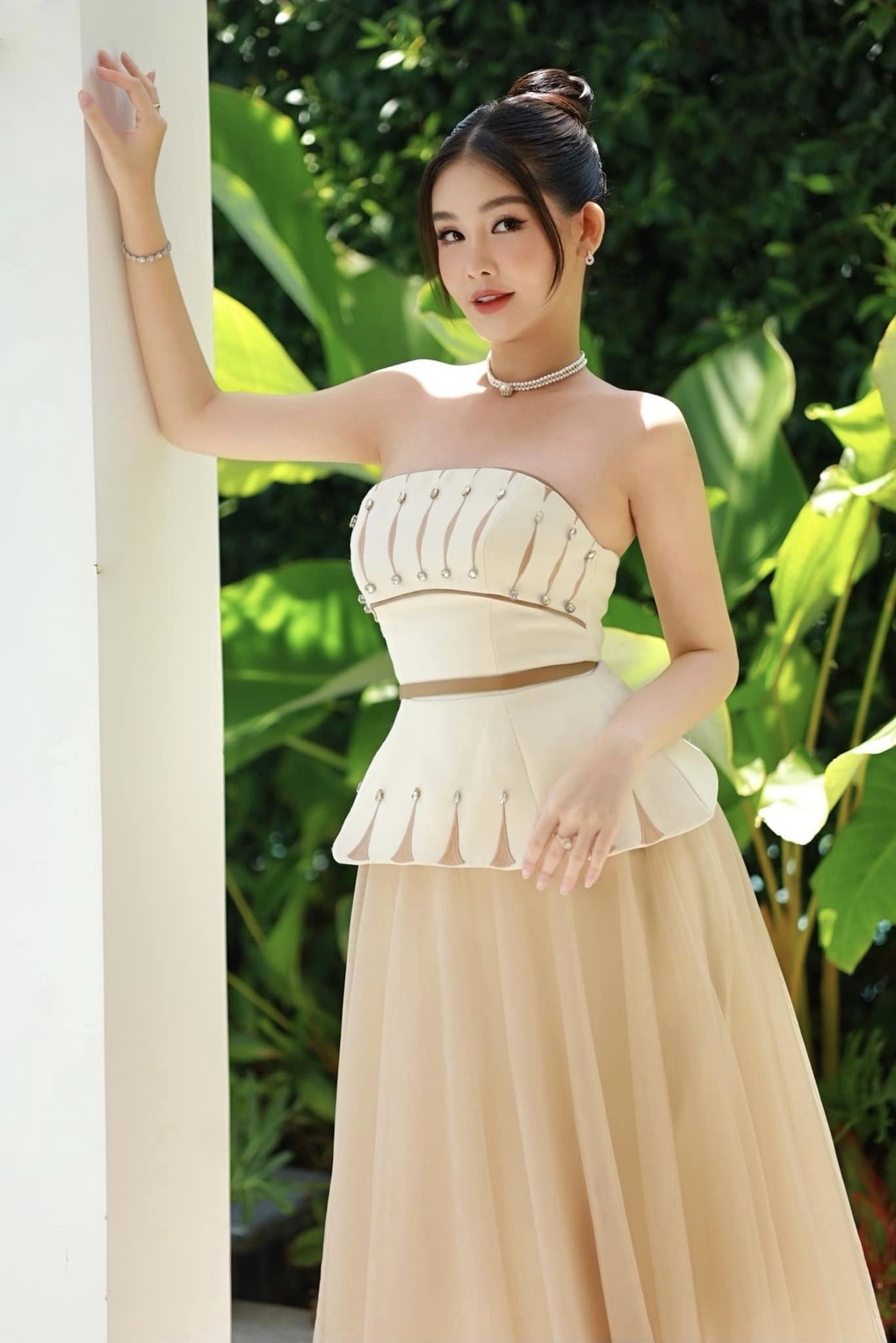 Minh Hằng và dàn mỹ nhân Việt chuộng mặc gợi cảm khi mang bầu - 3 Minh Hằng và dàn mỹ nhân Việt chuộng mặc gợi cảm khi mang bầu - 3
