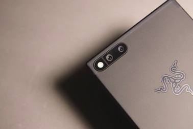 Thực tế smartphone cấu hình “khủng” dành cho game thủ Razer Phone