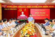 Tỉnh ủy Vĩnh Phúc họp bàn về công tác cán bộ