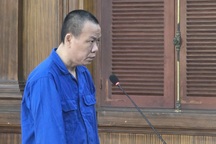 Chiếm đoạt hơn 3 tỷ đồng, cựu cán bộ ở TPHCM lĩnh án