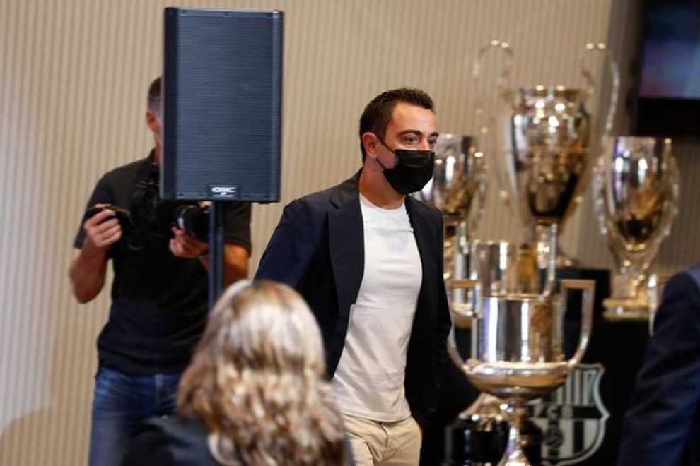Messi khóc hết nước mắt, nghẹn ngào ngày chia tay Barcelona - 7 Messi khóc hết nước mắt, nghẹn ngào ngày chia tay Barcelona - 7