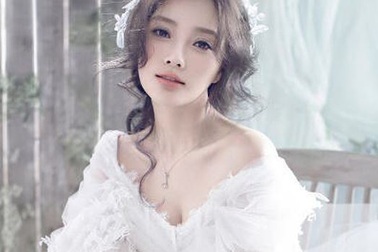 Lý Tiểu Lộ viết tâm thư sau tuyên bố ly hôn, tiết lộ từng muốn tự vẫn