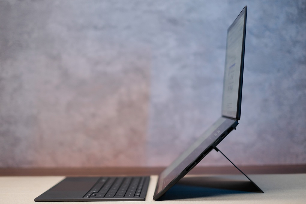 Điểm khác biệt của ASUS Zenbook DUO (2026): Chiếc laptop giá 89 triệu đồng - 5