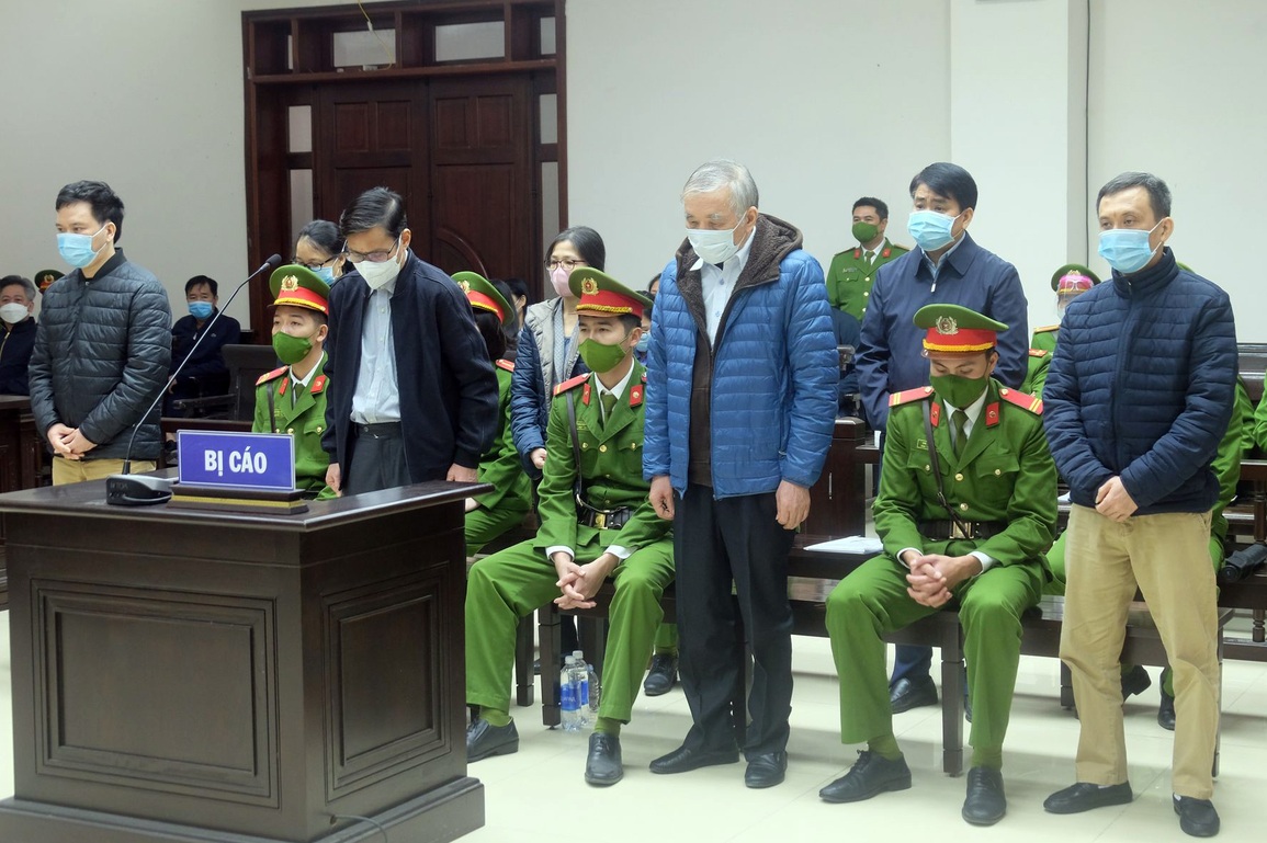 Vợ ông Nguyễn Đức Chung liên quan gì tới Nhật Cường về hợp đồng khống? - 2 Vợ ông Nguyễn Đức Chung liên quan gì tới Nhật Cường về hợp đồng khống? - 2